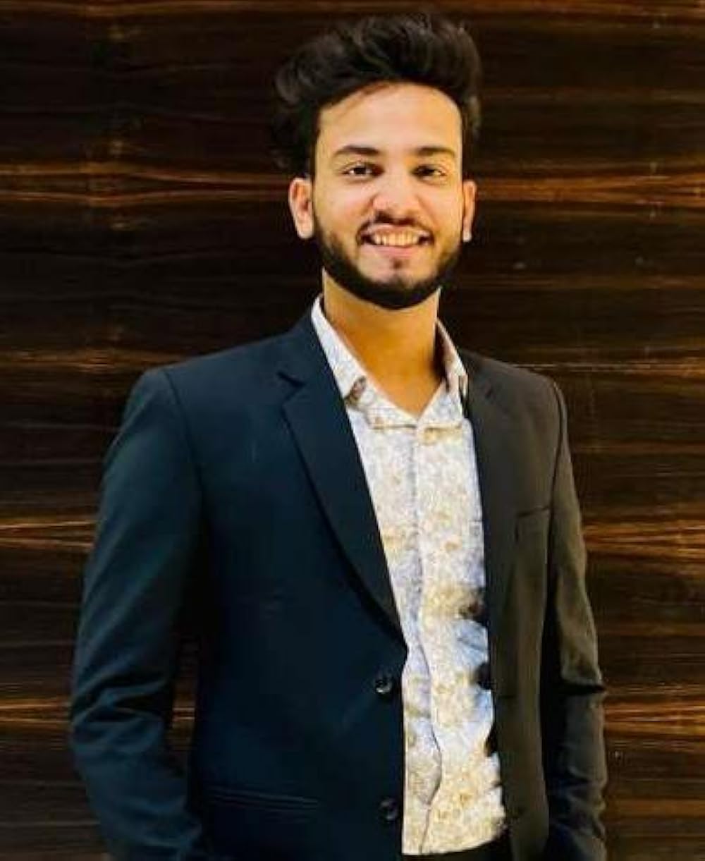 ୟୁଟ୍ୟୁବର ଏଲଭିସ୍ ଯାଦବଙ୍କୁ ଗୁଳି ମାଡ଼