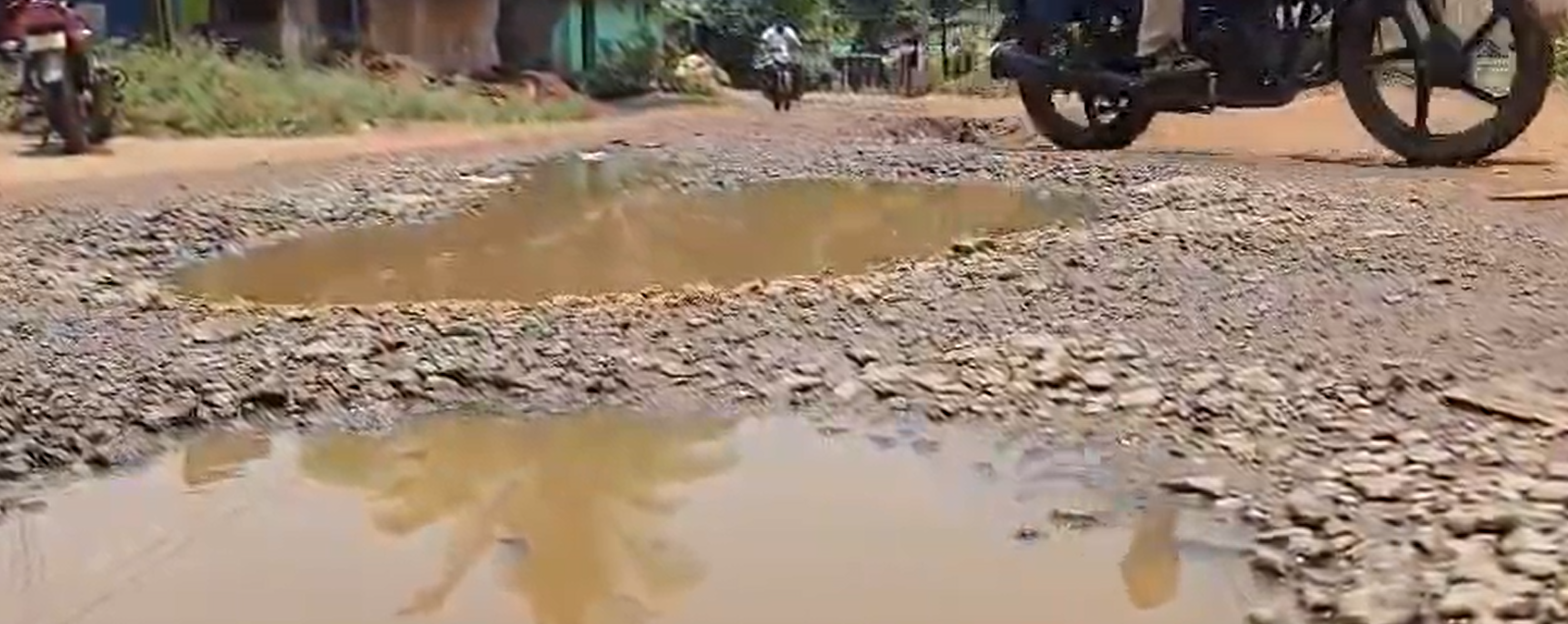 ରାସ୍ତା ନହେଲେ ଭୋଟ ବର୍ଜନ : ଗ୍ରାମବାସୀ