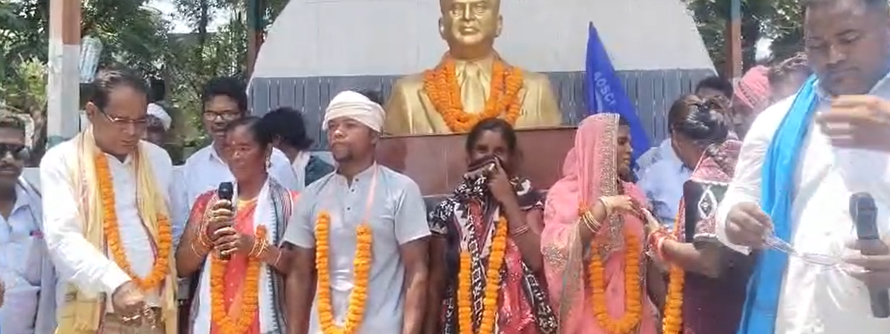 ମଦମୁକ୍ତ ଗ୍ରାମ ପାଇଁ ଅଣ୍ଟାଭିଡ଼ିଲେ ମହିଳା