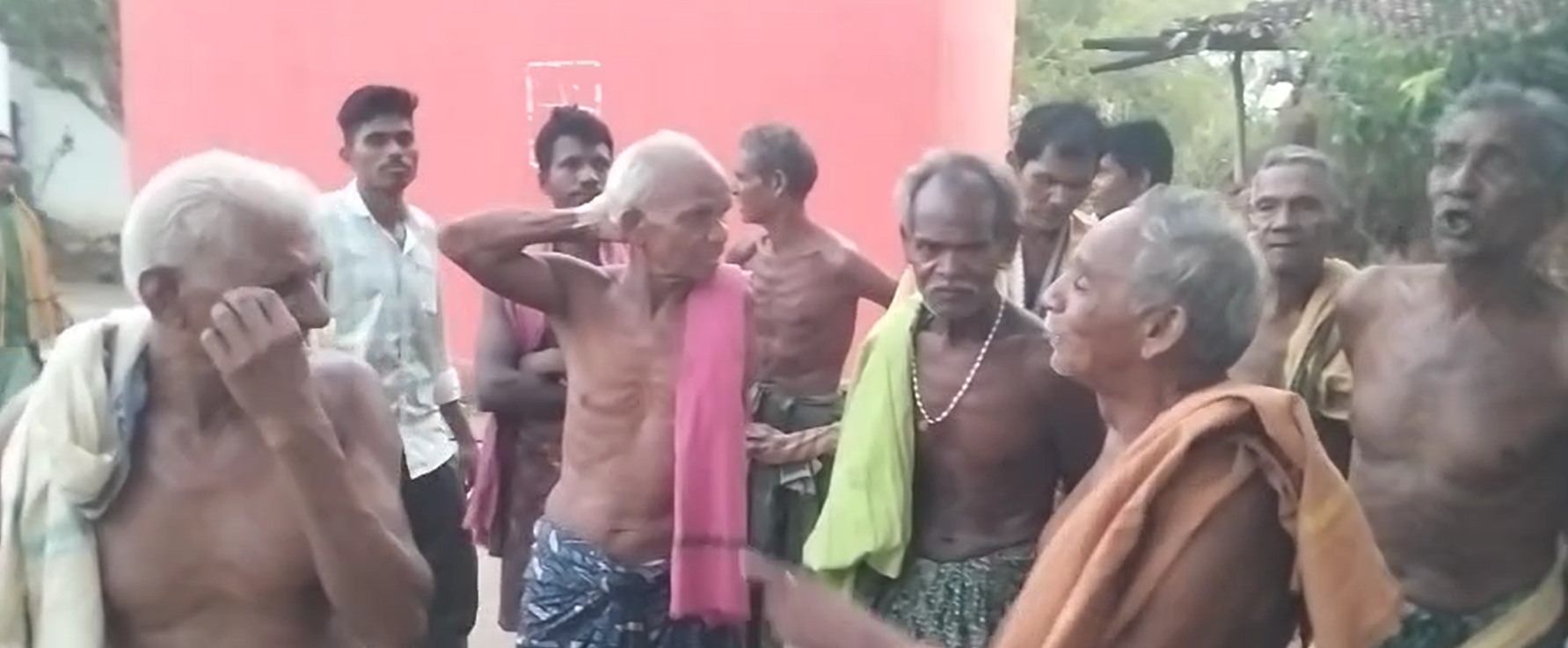 ରେଗେଡା ଗାଁ ରେ ସରକାରୀ ଜାଗା ଚିହ୍ନଟ ହେବ କେବେ ?